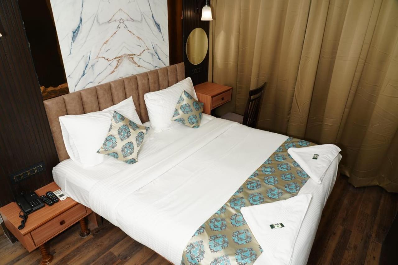 Hotel Padma Krishna بونة المظهر الخارجي الصورة