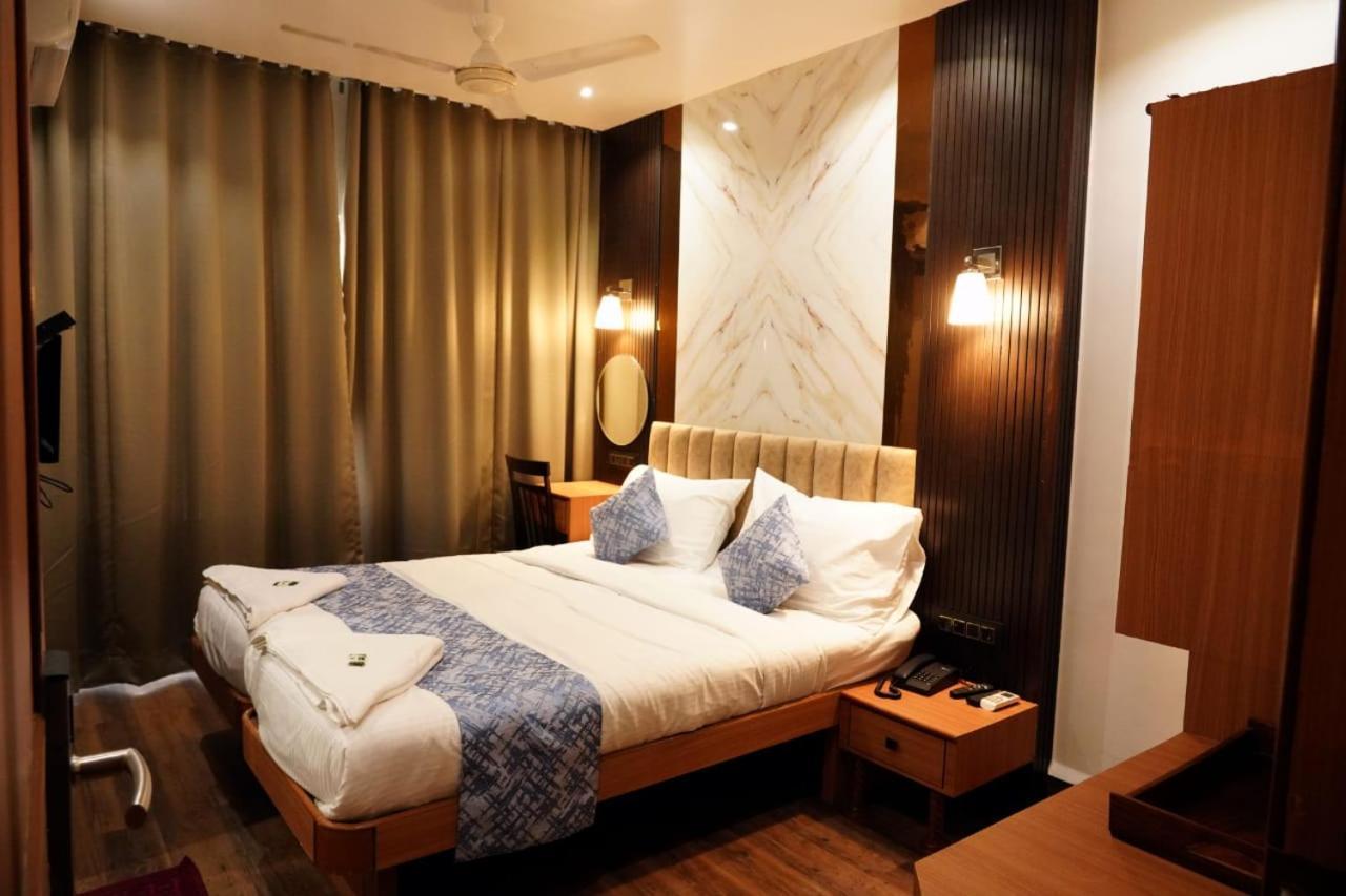 Hotel Padma Krishna بونة المظهر الخارجي الصورة