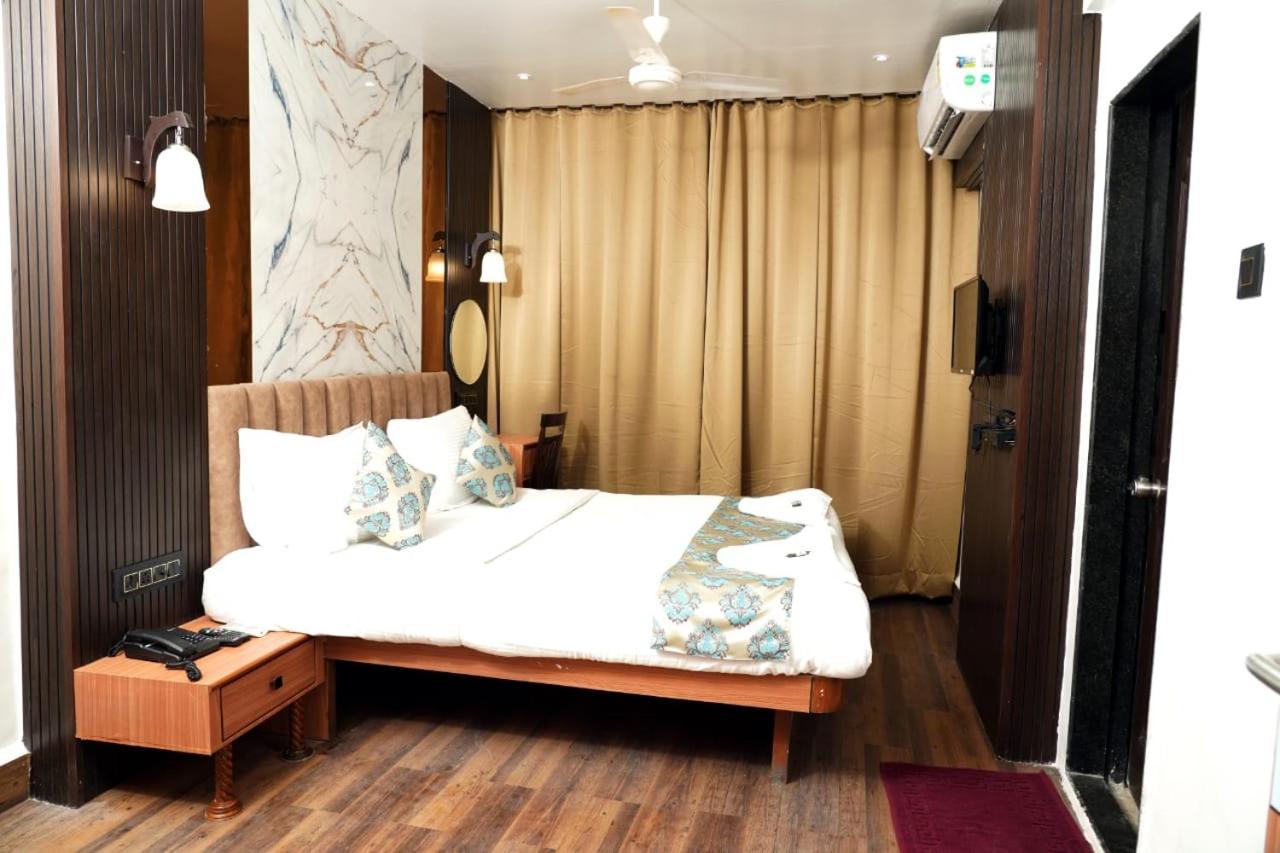Hotel Padma Krishna بونة المظهر الخارجي الصورة